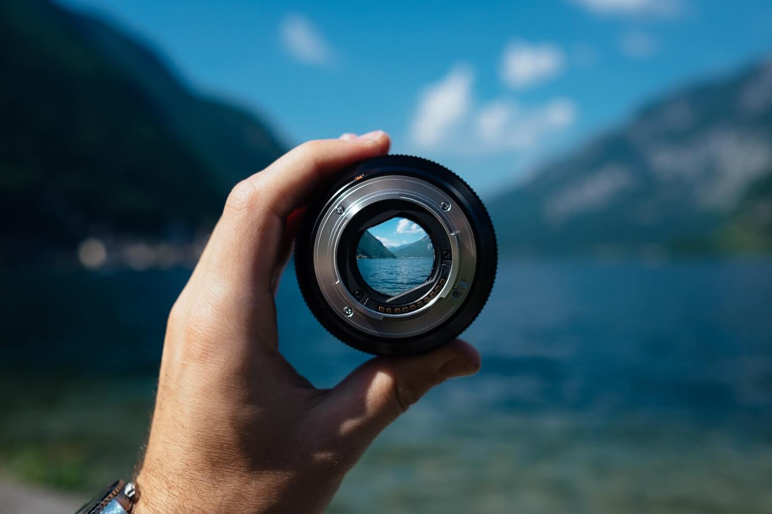 camera lens displaying mountains