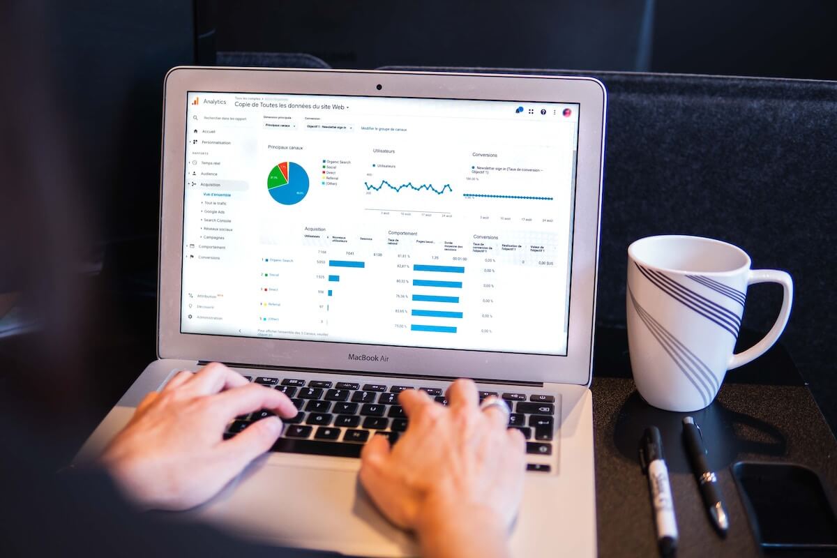 The top 10 SaaS financial metrics YOU need in 2024